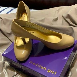Madden girl beige shoes